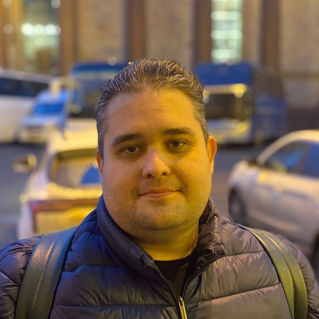 Станислав Технический директор